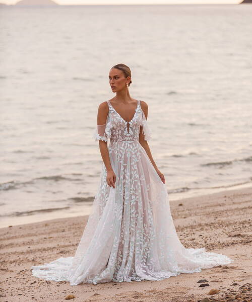 8 tipů, jak si užít výběr svatebních šatů