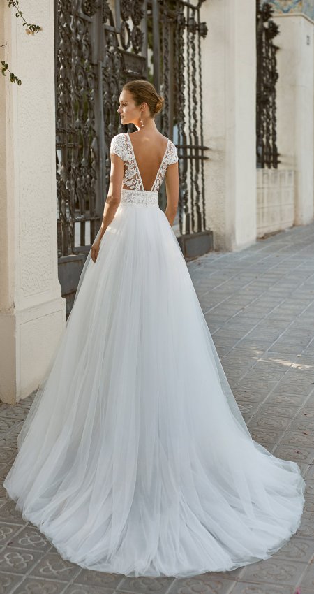 Boho svatební šaty Luna Novias Ferrol